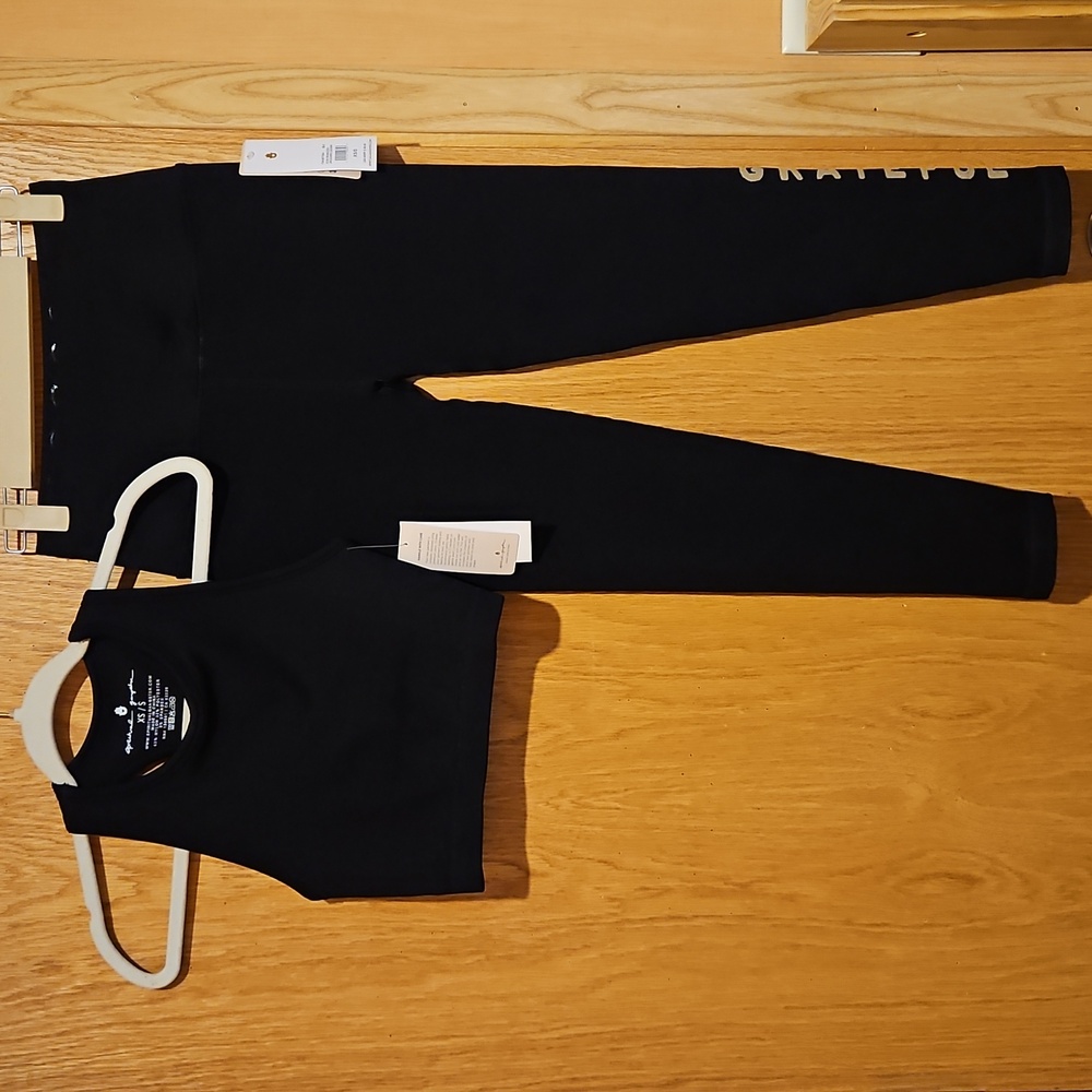 NEW Spiritual Gangster Icon Jacquard Crop Tank and Seamless Leggings - Picture 5 of 5